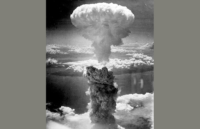 ph_01_nagasakibomb_700px